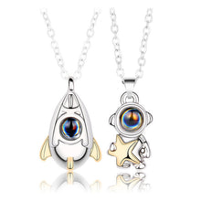 Load image into Gallery viewer, 2 PCS Spaceman Couple Necklace 100 Languages "I Love You "
