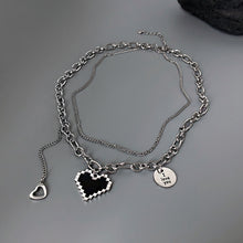 Laden Sie das Bild in den Galerie-Viewer. Black Mosaic Heart Double Necklace