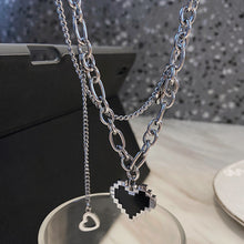 Laden Sie das Bild in den Galerie-Viewer. Black Mosaic Heart Double Necklace